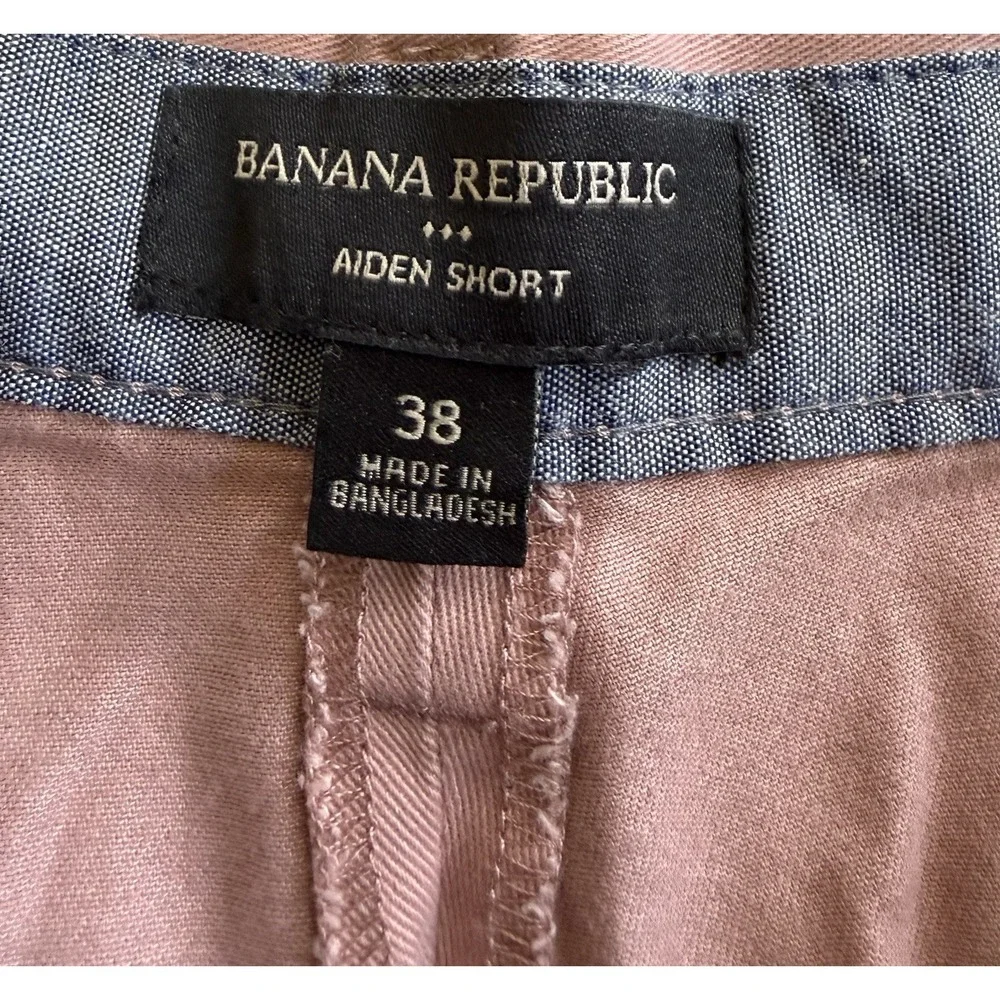 Banana Republic Aiden Shorts Men's 38 Pink  Cotton Blend Flat Front